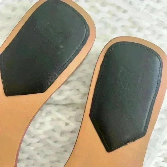 Marc Fisher Sandals - Picture 3 of 4